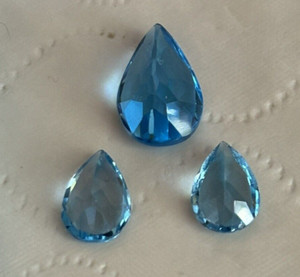 BLUE TOPAZ TEAR DROP LOOSE STONES