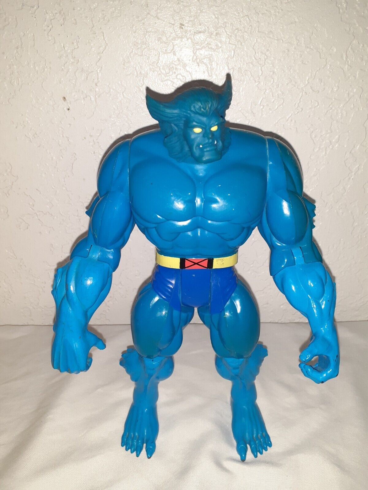 Vintage 1994 Marvel Legends 5" blue Beast X-Men Action Figure