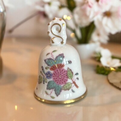1998 HEREND GUILD 1st CLUB MEMBERSHIP BELL HAND PAINTED PORCELAIN QUEEN VICTORIA