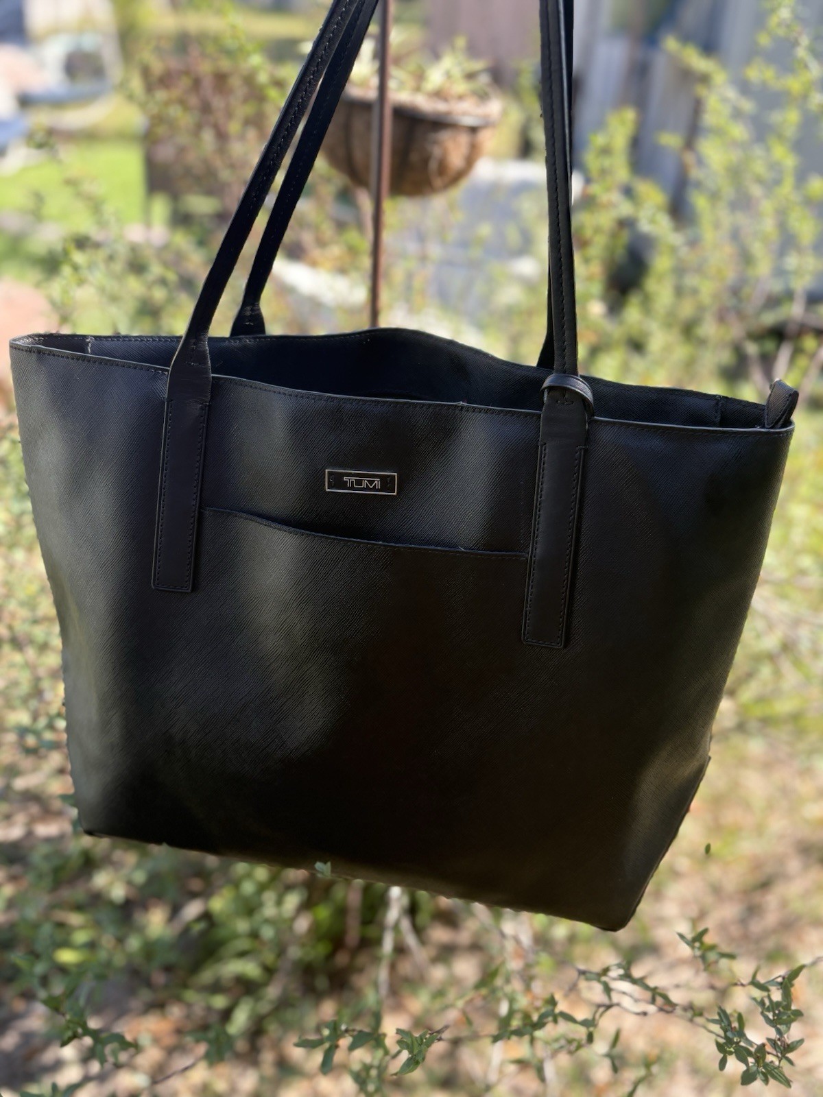 Tumi Sinclair Black Saffiano Leather Large Q-Tote Shoulder Bag Travel