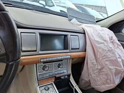 AUDIOSYSTEM / RADIO-CD / 122141 FÜR JAGUAR XF I X250 2.7 D