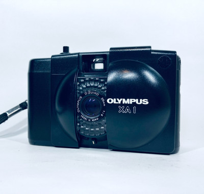 [NEAR MINT] Olympus XA1 Point & Shoot 35mm Film Camera From JAPAN