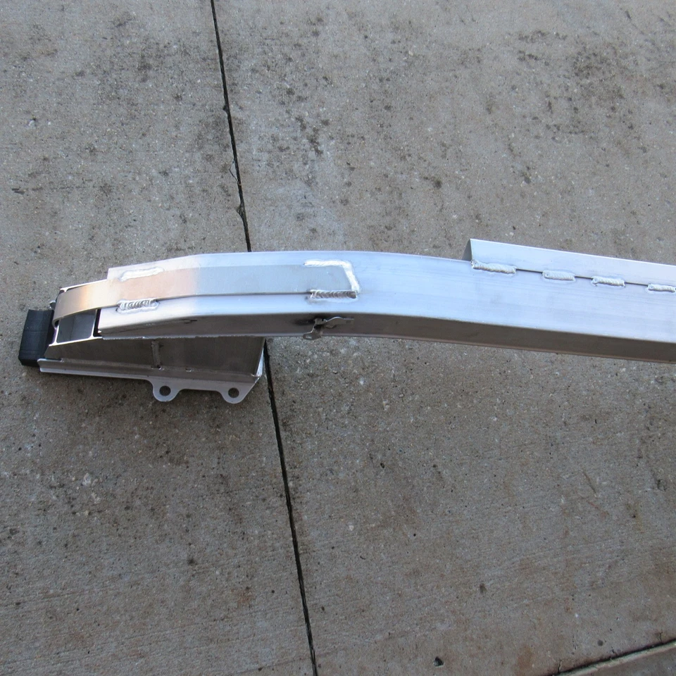 Barra de refuerzo delantera Aftermarket 2018 2019 2020 2021 2022 Honda Accord Foto 3 de 4