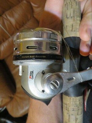 Vintage Abumatic 276i Spincast Reel on Zebco Platinum Series Vintage Abumatic 276i Spincast Reel on Zebco Platinum Series