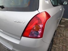 Rückleuchte rechts Suzuki Swift III EZ, MZ  P17967939