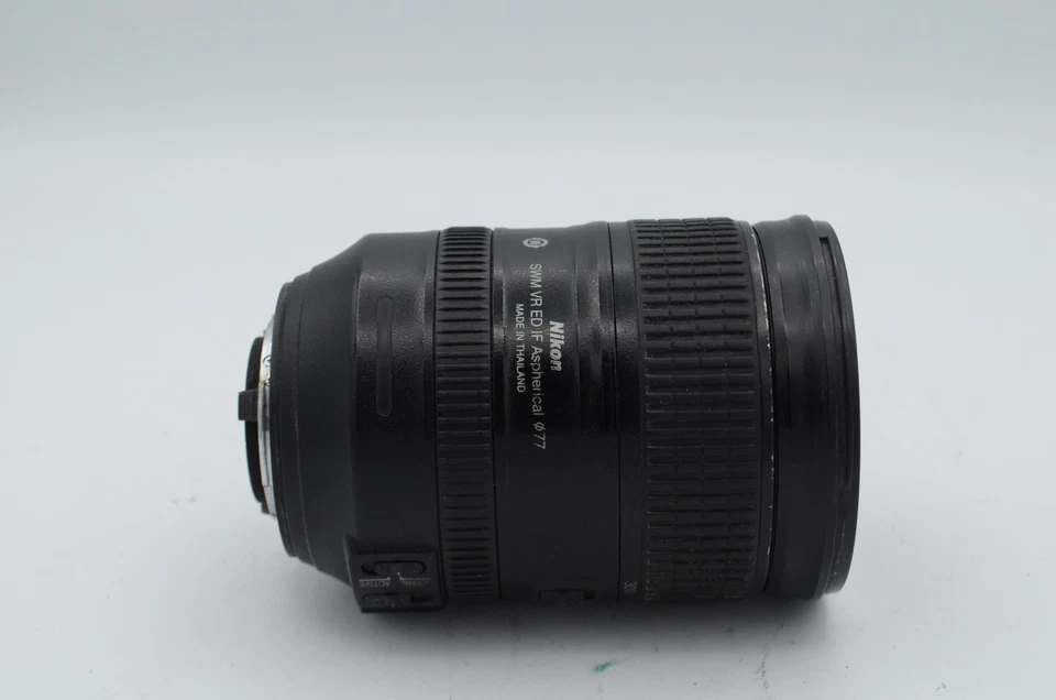 Nikon AF-S NIKKOR 28-300mm f/3.5-5.6 G ED VR Autofocus IF Lens, Black - Image 3 of 4