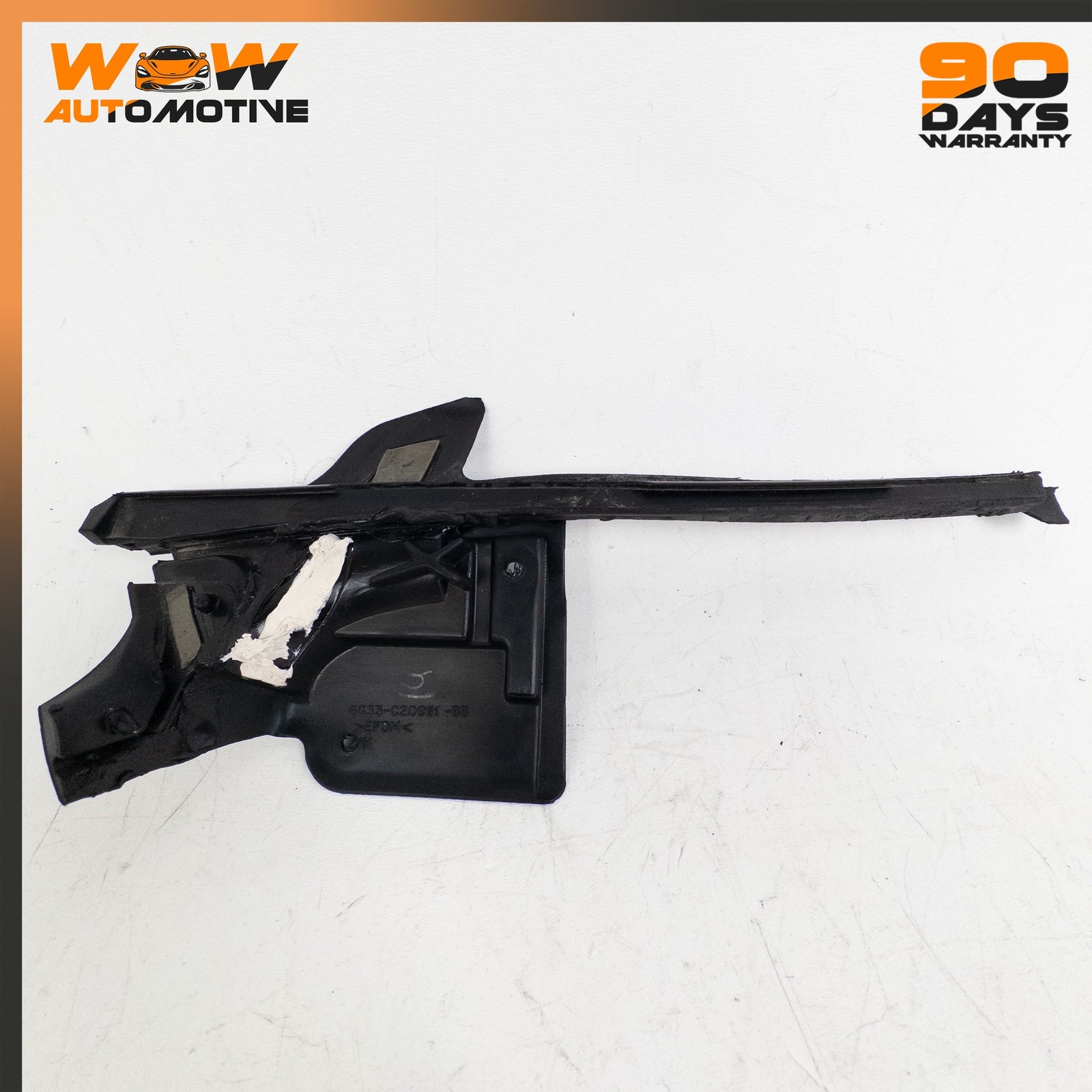 06-16 ASTON MARTIN V8 VANTAGE FRONT LEFT DOOR QUARTER WINDOW GLASS SEAL SET OEM