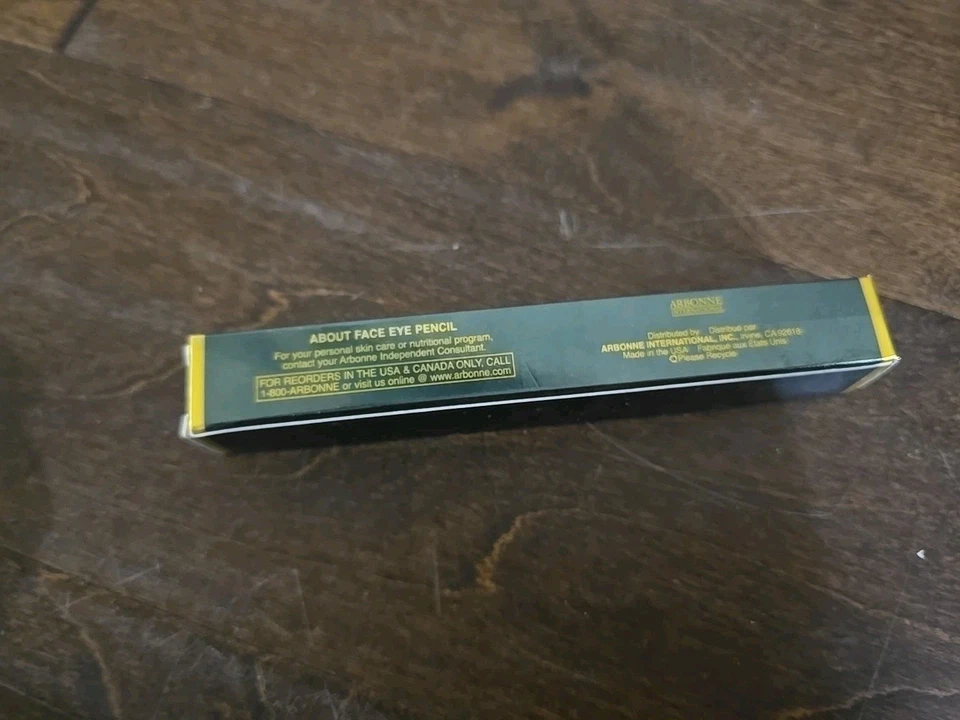 Delineador de ojos vintage Arbonne - Definor de ojos ilusión virtual pizarra crayón Foto 3 de 4