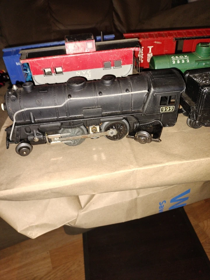 Locomotora de vapor Marx #999 escala O modelo de tren vintage con otros 6 vagones de tren  Foto 2 de 4