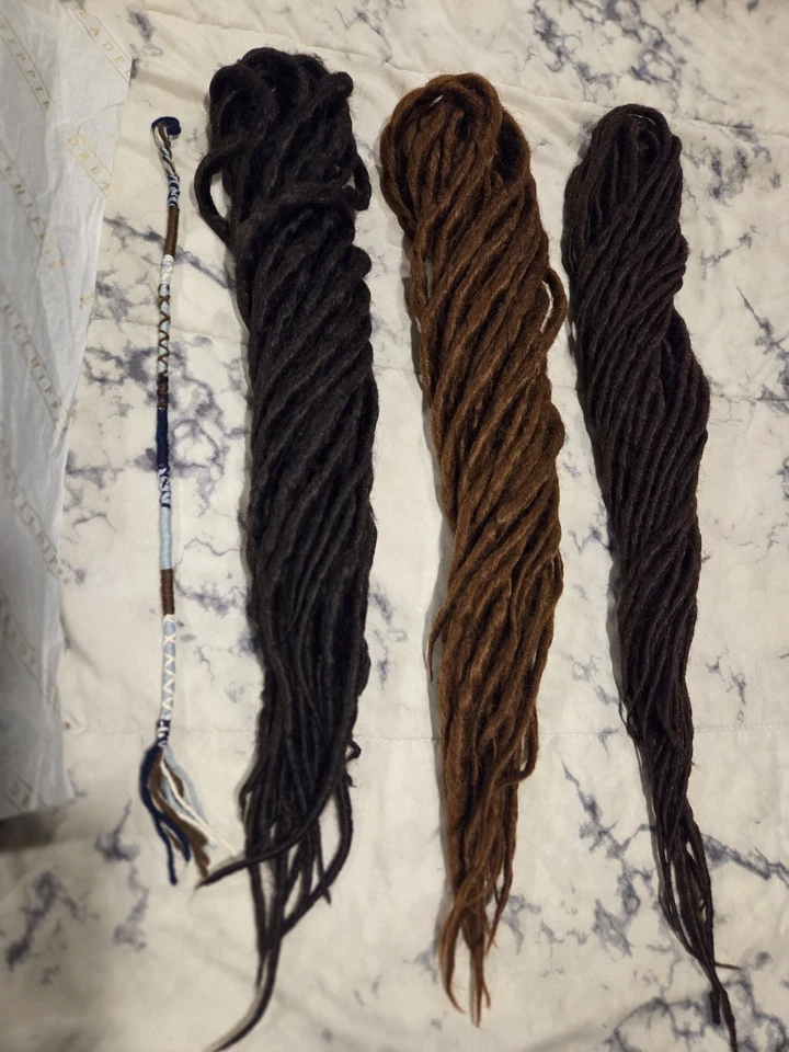 Extensiones Dreadfull Hippy Dreadlock, delicadas/tamaño regular doble extremo Foto 3 de 4
