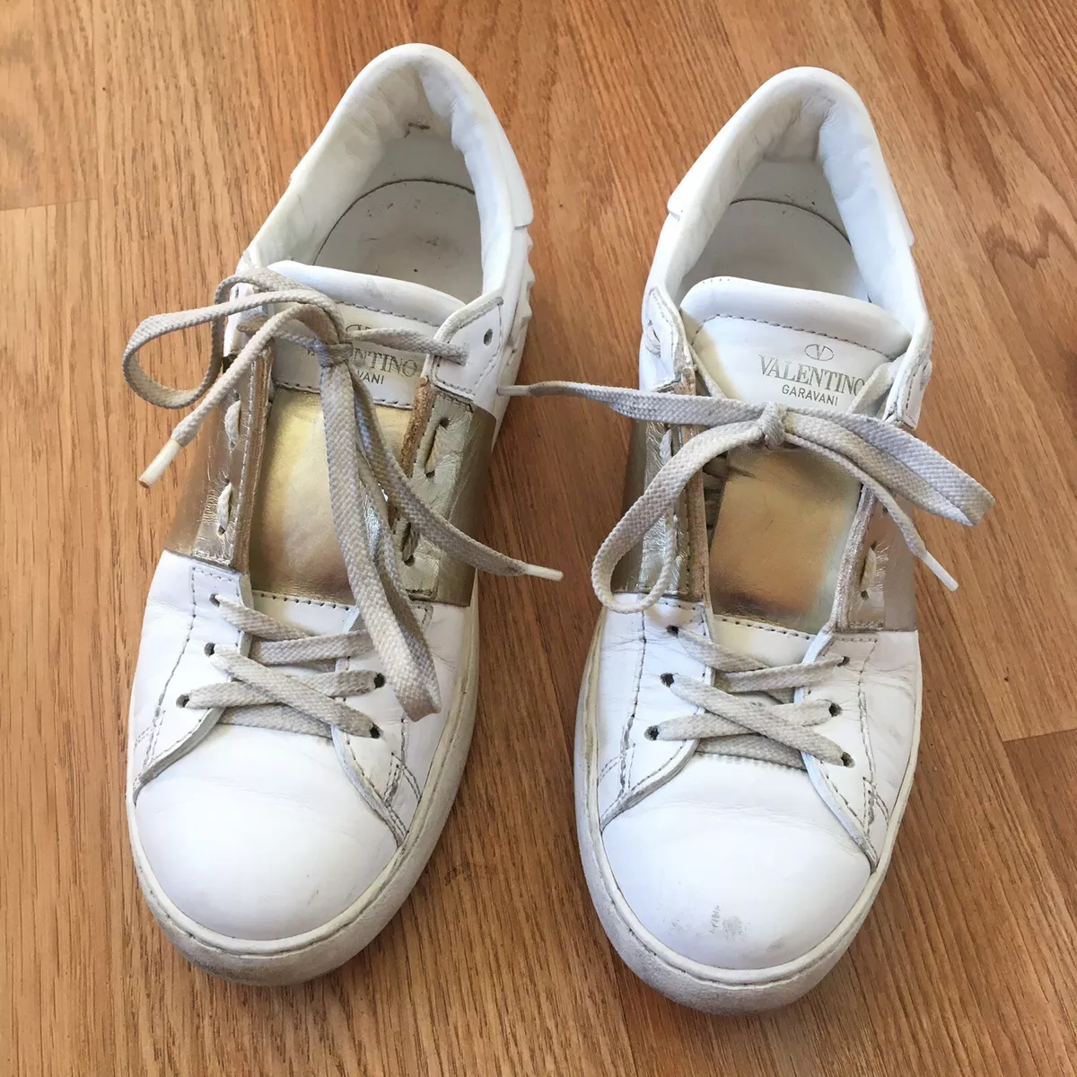 Used sales valentino shoes