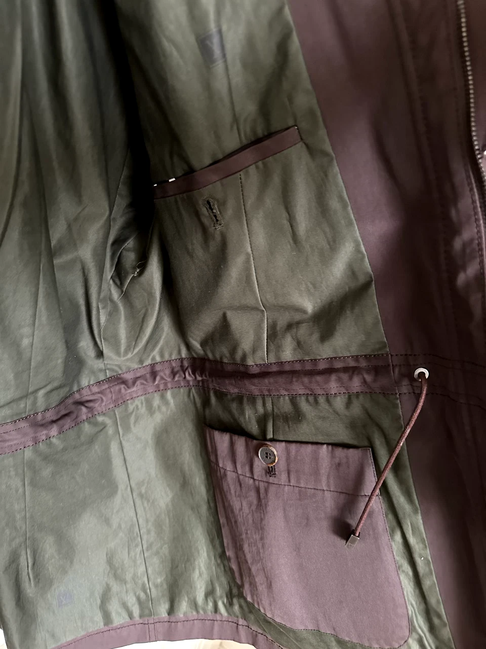 LOUIS VUITTON（LV） Bellissima giacca da uomo Louis Vuitton marrone taglia 42 (52 francese)