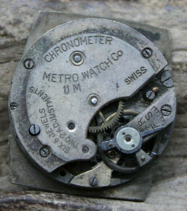 METRO WATCH Co. 6j 11M SWISS CHRONOMETER 24.6mm DIAMETER TRENCH WRIST WATCH -L2D