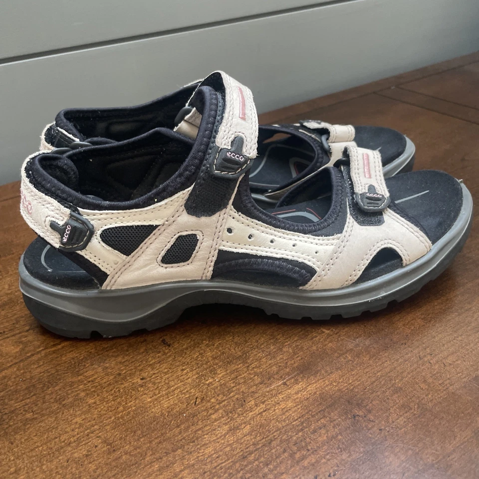 Sandalias deportivas Ecco para mujer Yucatán todo terreno talla 40 EE. UU. 10,5 Foto 3 de 4