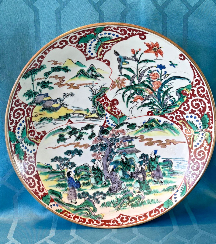 19th Century Late Edo Japanese Imari Hand Painted Porcelain Platter 12" diameter