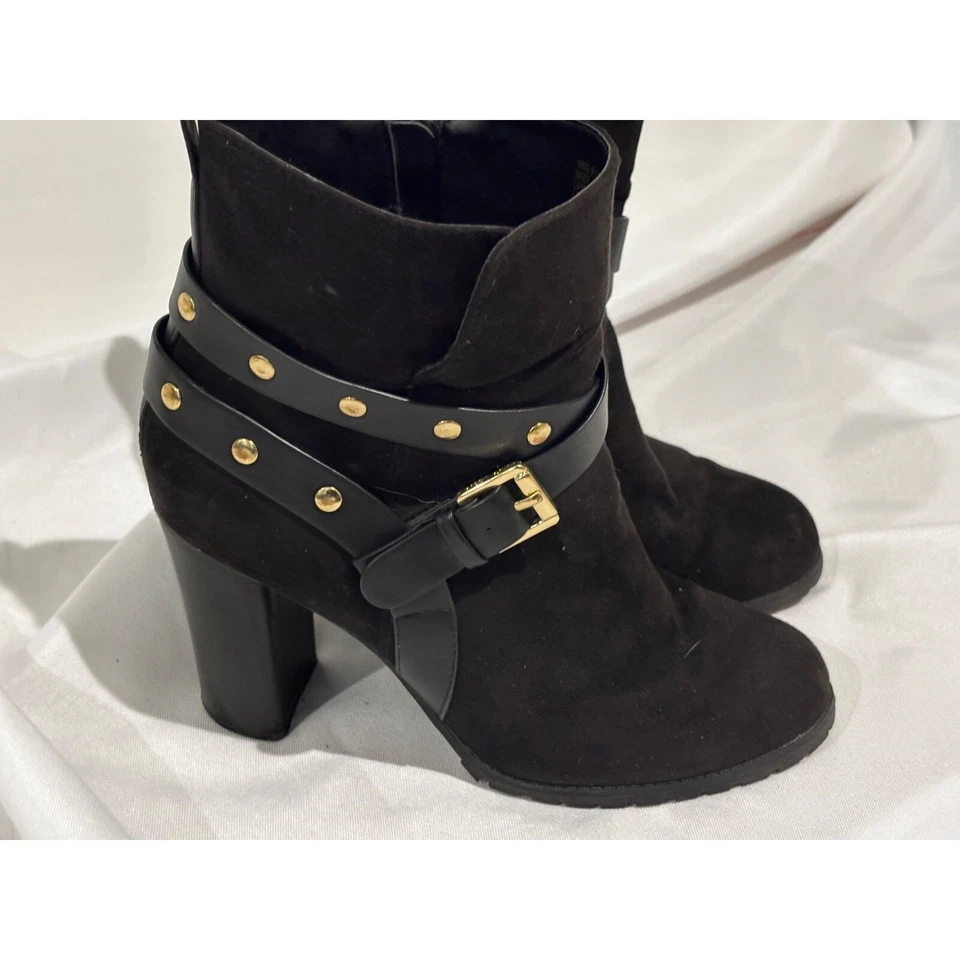 Botas de mujer APT 9 negras de gamuza con cremallera talla 9 gruesas de motociclista con tachuelas correas de hebilla Foto 4 de 4