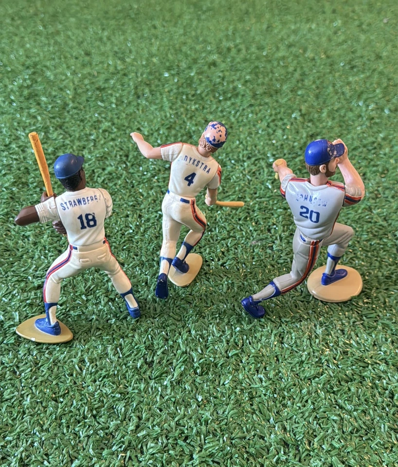 Vintage 1989 -1990 Baseball Action Figure Lot of 3 - Image 3 of 4