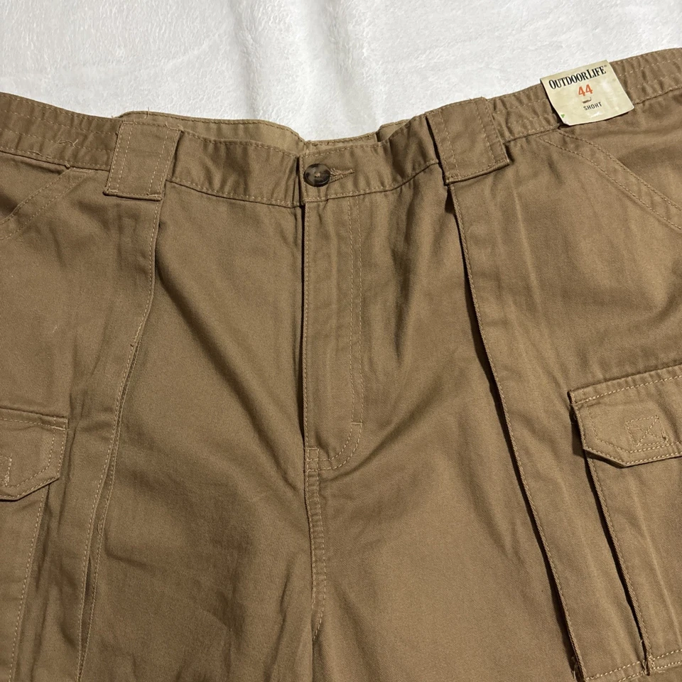 Pantalones cortos cargo Outdoor Life modelo Explorer Kakhi Foto 3 de 4