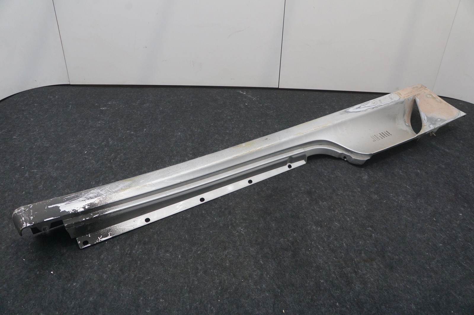 Right Side Skirt Rocker Molding Trim OEM 68020910 Ferrari F430 2004-2009 *Note*