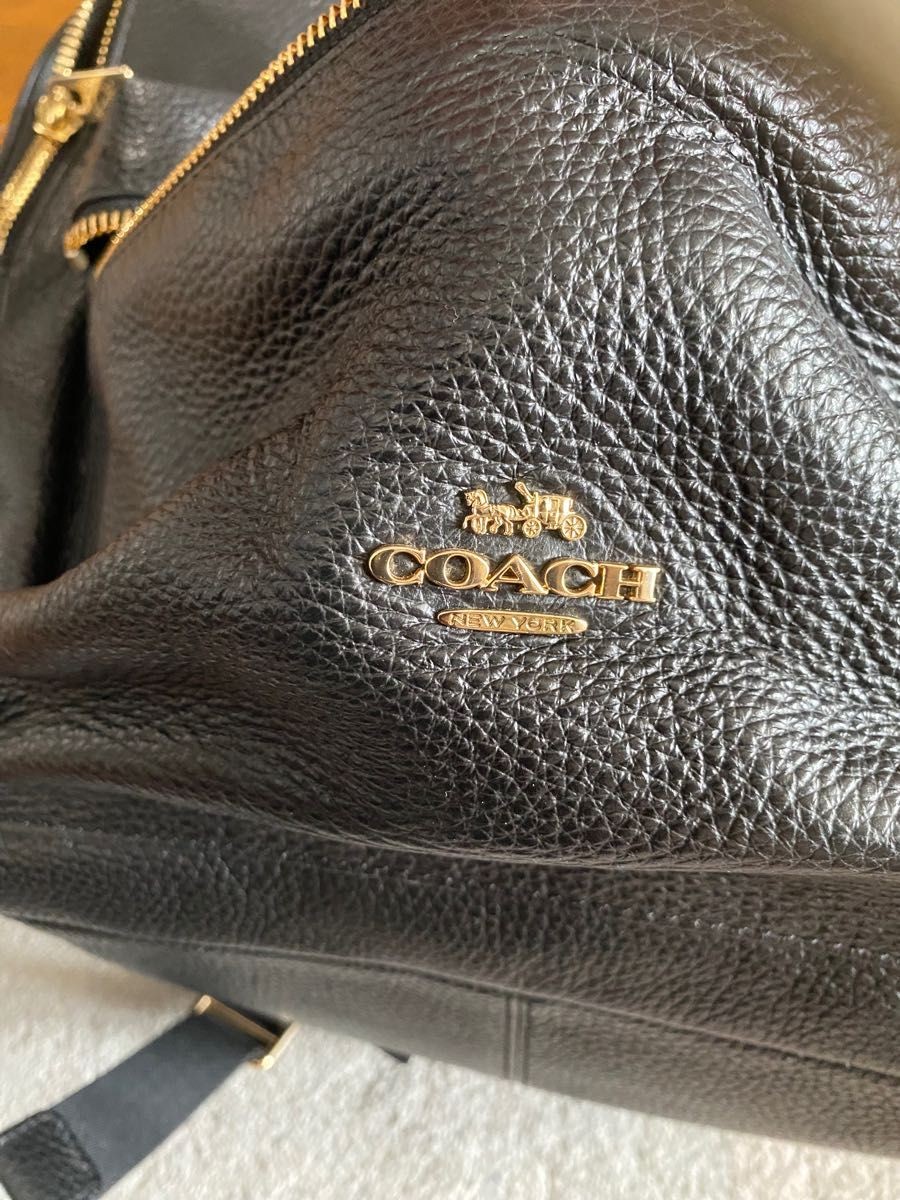 Coach extremely beautiful backpack - image 7