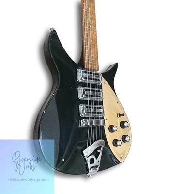 Rickenbacker 320