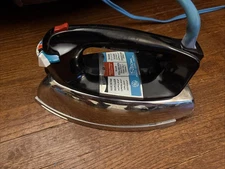 Vintage GE General Electric Spray Steam & Dry Iron Mode Works.         C1