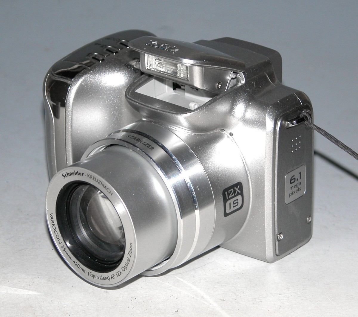Kodak EasyShare Z612 6.1MP Digital Camera - Silver #2769