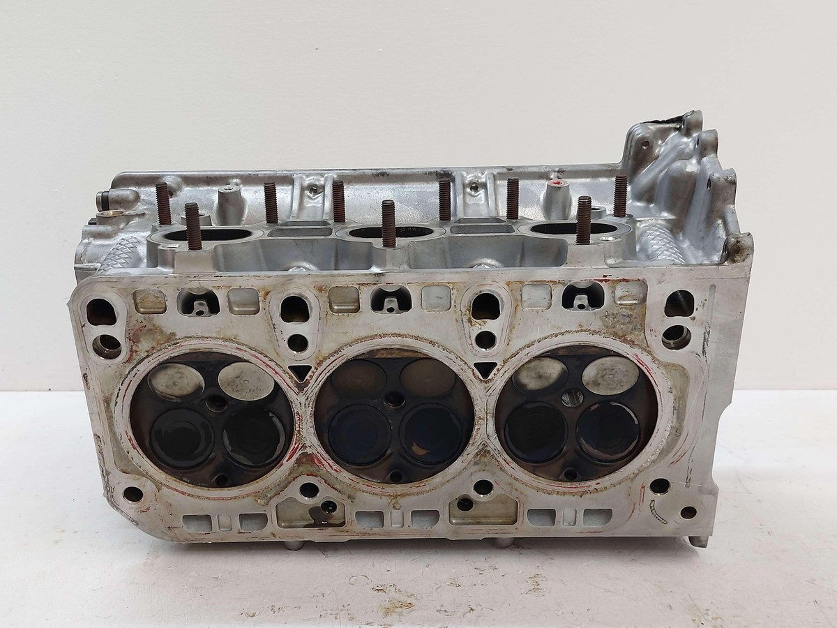 17-18 PORSCHE MACAN 3.0L RIGHT ENGINE MOTOR CYLINDER HEAD | eBay