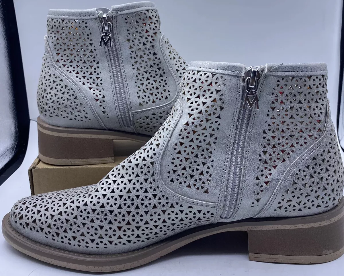 Ebay hot sale silver boots