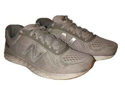 New Balance Arishi Fresh Foam Gray Size 