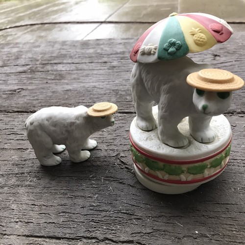 Schmid Music Box with Bahama Bear Plays Good Old Summertime (extra bear) - Picture 4 of 12