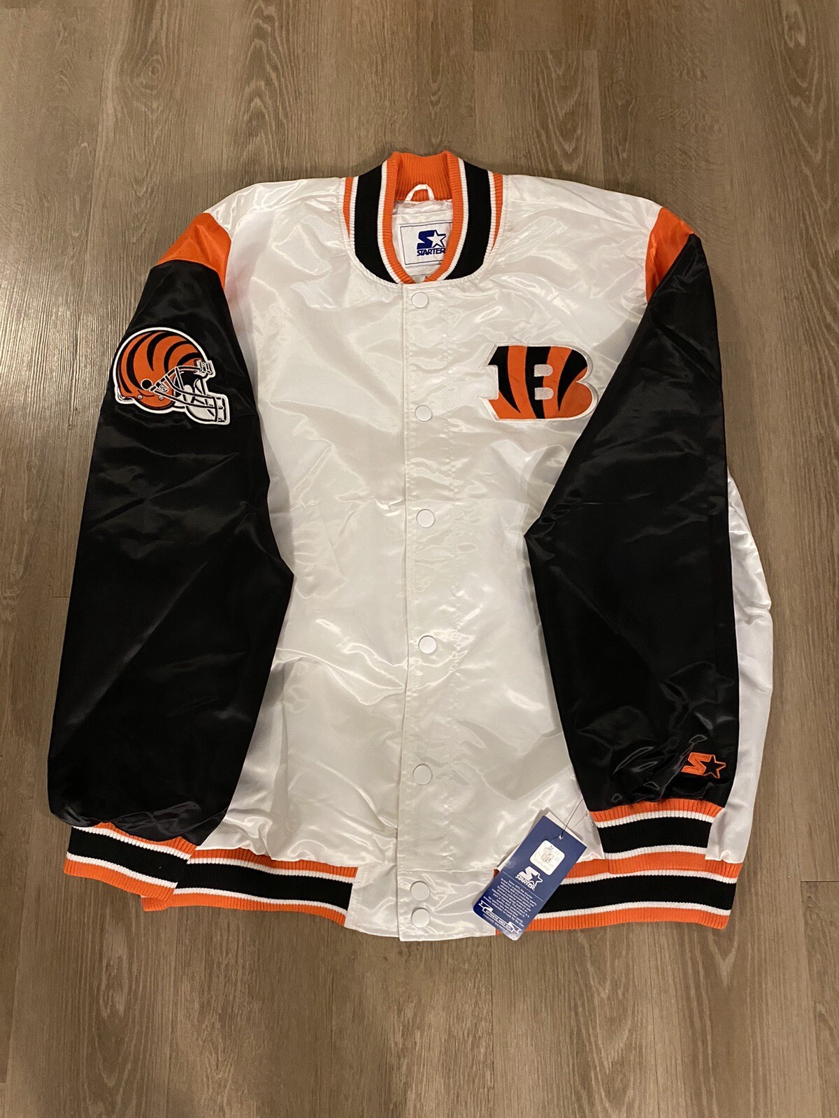 Picture 2 of 10