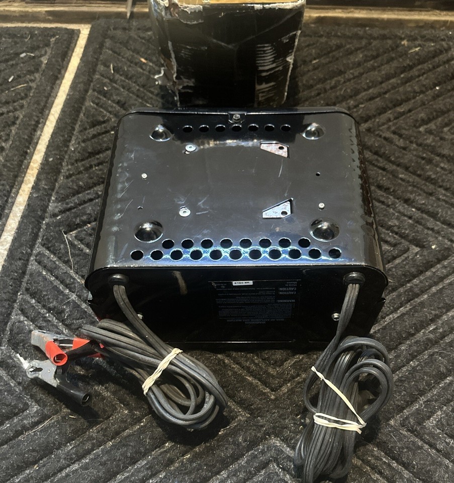 Diehard 12V Battery Charger Engine Starter 2/10/50A Automatic 28.71222