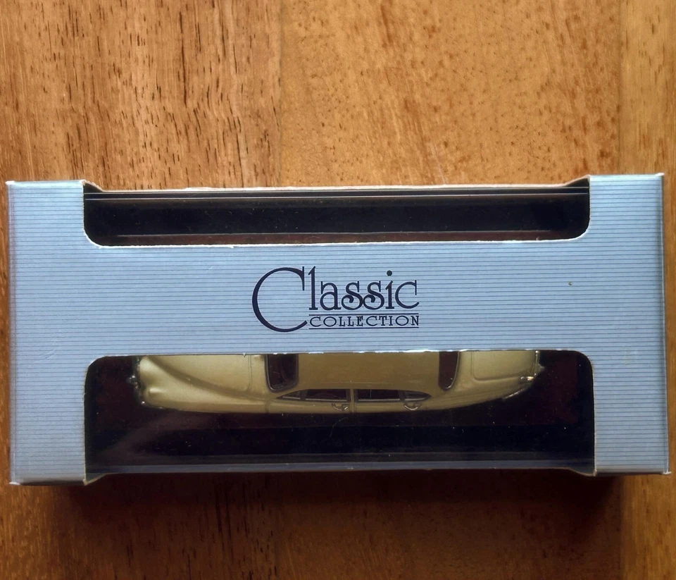 JAGUAR MK II (1959) - MAISTO 31503 - 1/43 - CLASSIC COLLECTION - NUOVA C/SCATOLA - Immagine 3 di 4