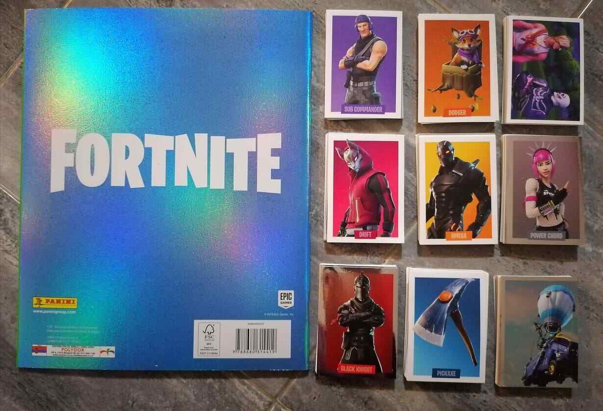 Álbum de figurinhas do Fortnite. - Hobbies e coleções - Madureira