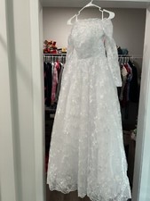 New Never Worn Wedding Gown Size 6