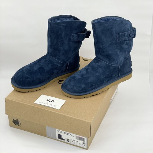 UGG NEW UNUSED BOOTS Remora Buckle Short Suede Navy Water Resistant Excellent - Picture 2 of 12