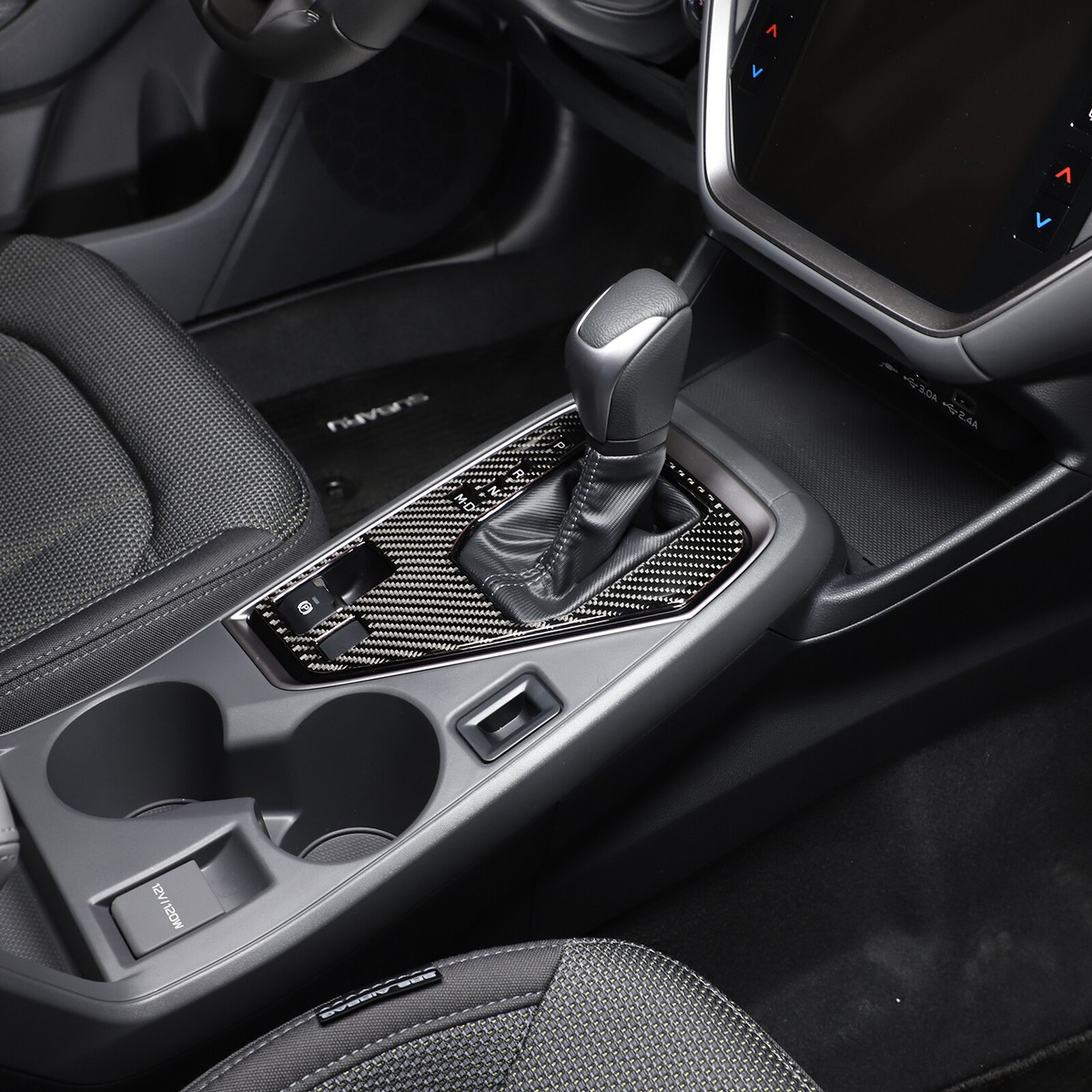 レボーグVM系　SUBARU 純正CARGOSTEP PANEL LHD Carbon Fiber Central Control Gear Shift Panel For Subaru