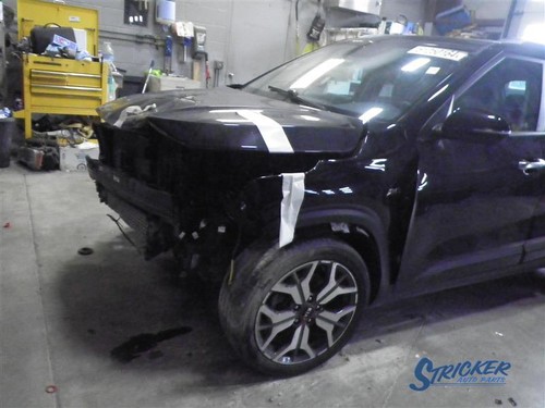 Kia Seltos SX 2021-2023 Rear Bumper Assy AWD w/ Satin Chrome Accent R01540038 - Picture 2 of 10