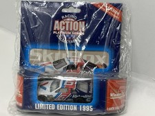 Action Platinum diecast 1/64 NASCAR 6 Valvoline Mark Martin 1995 SkyBox Card