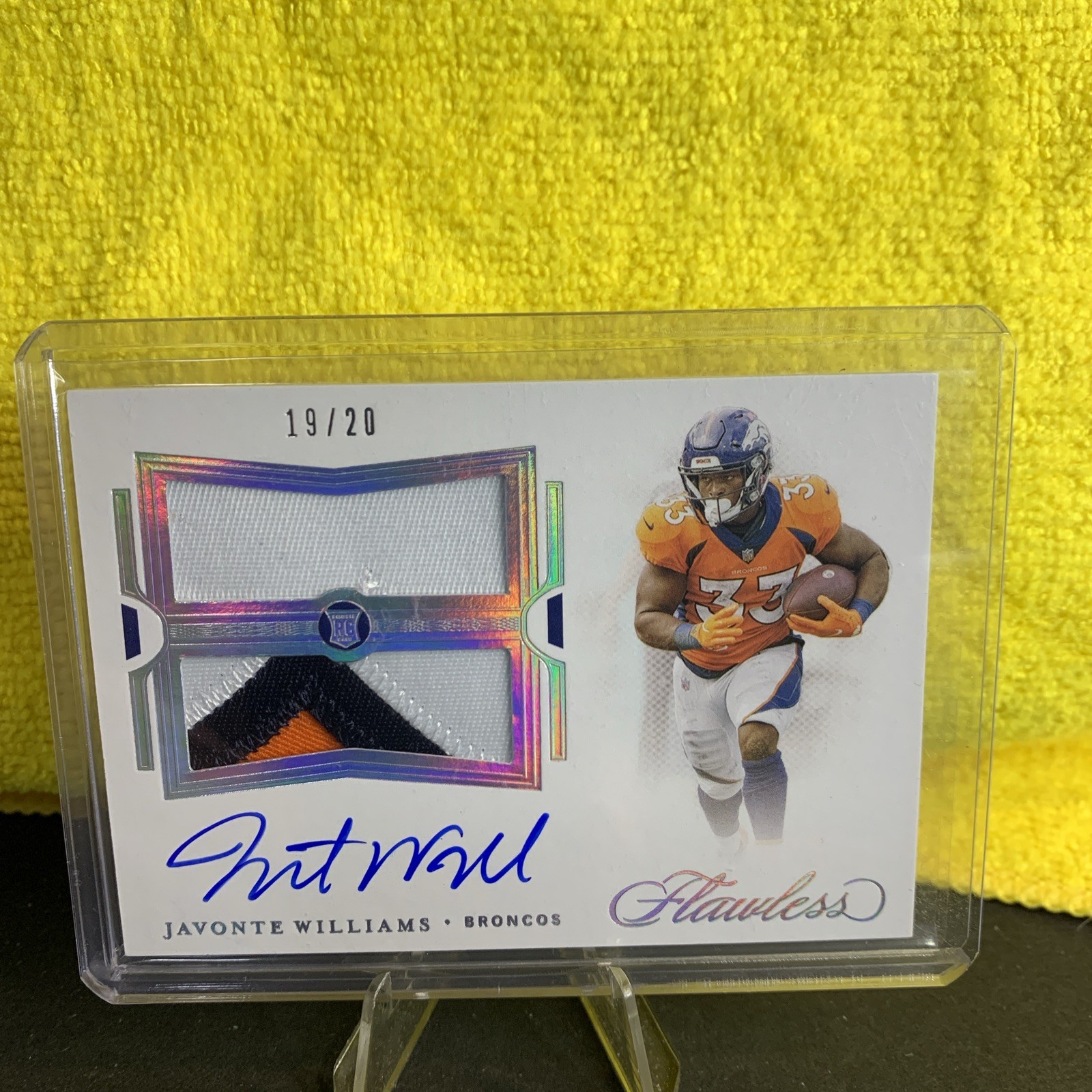 Javonte Williams Panini Flawless Rookie Dual Patch Autograph #RDPAJWI Base