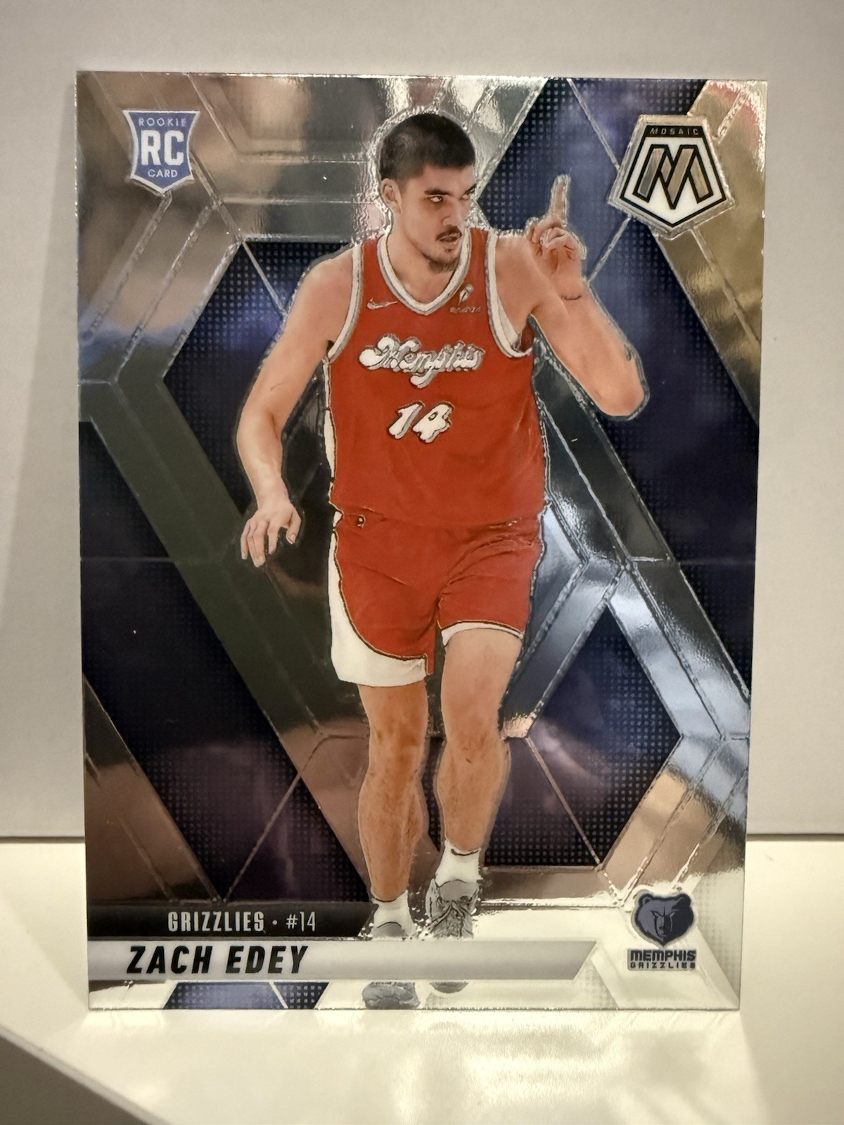 Zach Edey Rookie Card 2024-25 Panini Mosaic #248