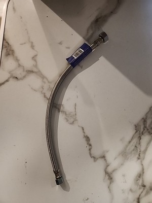 JONES STEPHENS Faucet, 3/8''x1/2'', Connection, Flex, SS, 16'' ODxFIP S04202