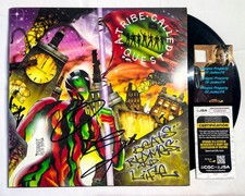 Q-TIP Signed A TRIBE CALLED QUEST Beats Rhymes Life Vinyl Album EXACT Proof JSA