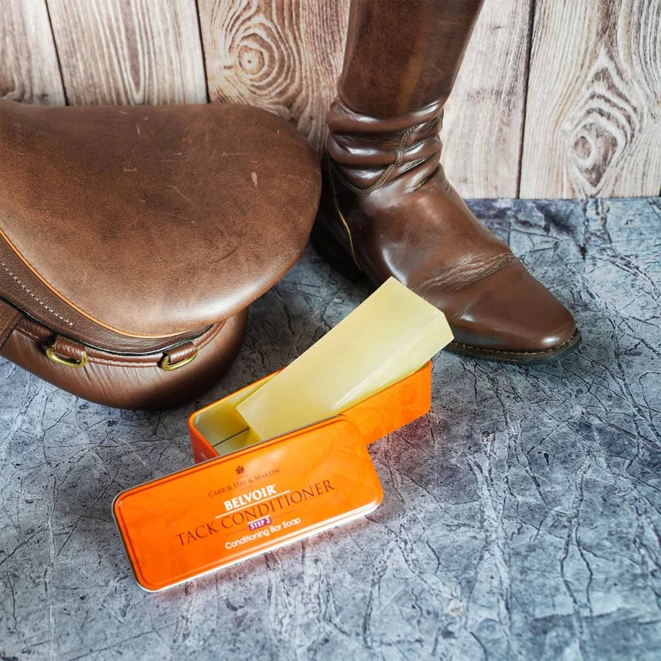 Carr&Day&Martin Belvoir Step 2 Lederseife 250 gr