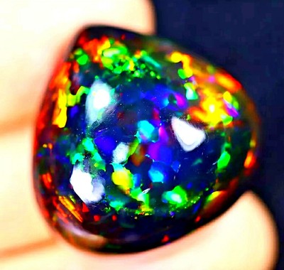 TOP Schwarz Opal 38,17ct! 100% natürlich und fair!