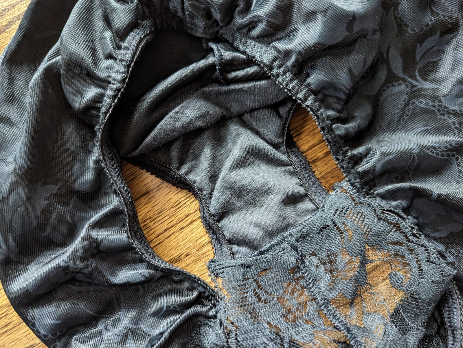 Picture 6 of 12