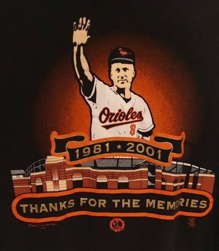 RARE VINTAGE Baltimore Orioles Cal Ripken Jr. Majestic Baseball T-shirt. Size XL - Picture 2 of 6