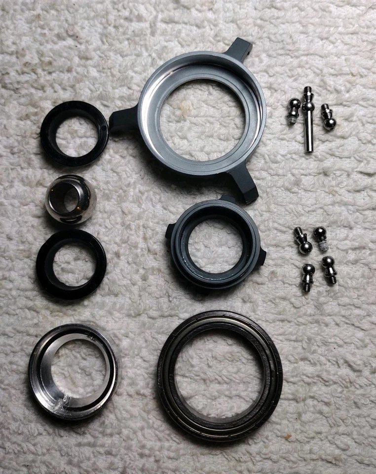 Trex 600 CCPM Washplate - Disassembled - Image 2 of 4