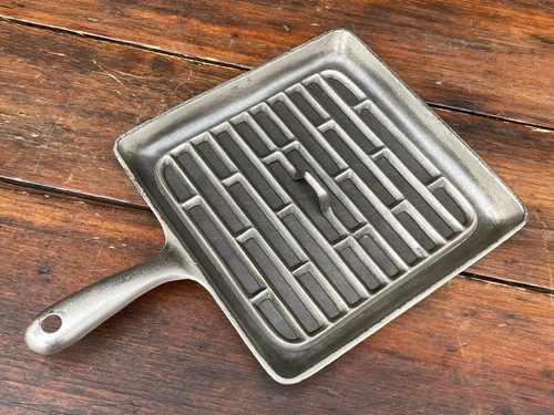 Wagner Ware Cast Iron #1103 Bacon Griddle w/HTF Bacon Press - Nickel Finish